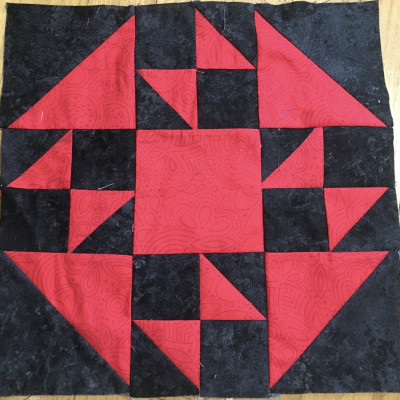 Sues July block robin red-breast