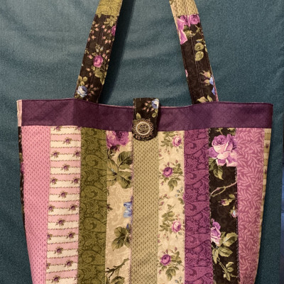 Large shopping tote