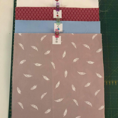 Grands carrés découpés, Marion Monie