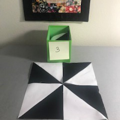 Block 3 done. Love the way these HST are turning out. 😊 Lorraine Kelly