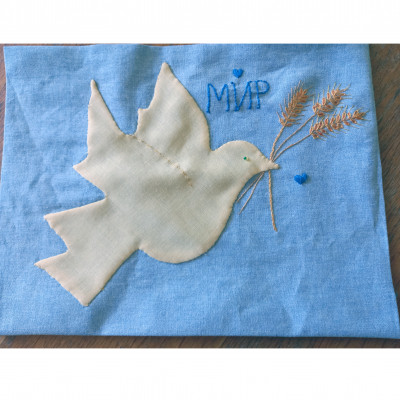 Le club de patchwork Au Fil Du Tech, kits en vente pour l'Ukraine. Bernadette