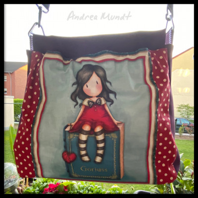 Andrea M PerlMuschel