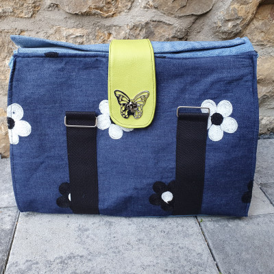 Blümchen-Doktortasche