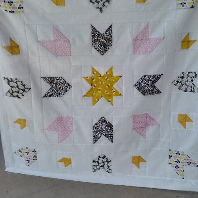 Laura's baby bee quilt