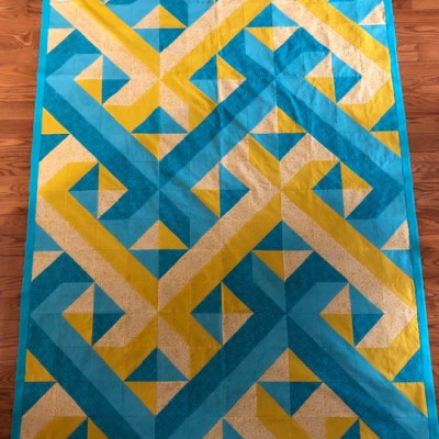 Rejeanne Santoro - Quilt with borders.