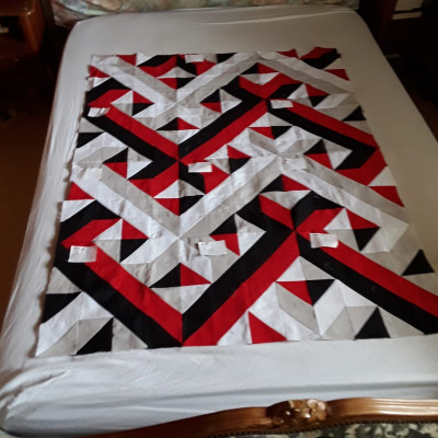 Plus que les bandes à mettre. Claire Vesvre