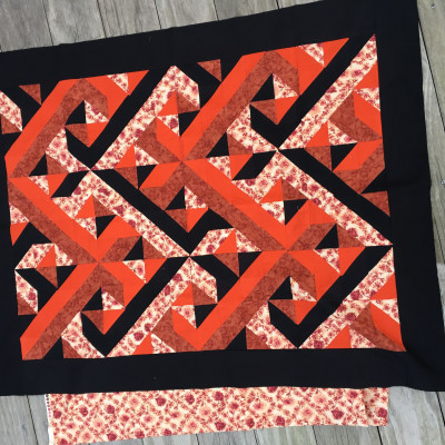 Pascale Encina Étape 11: Top terminé, tissus pour le dos = restes d’´un tissus d